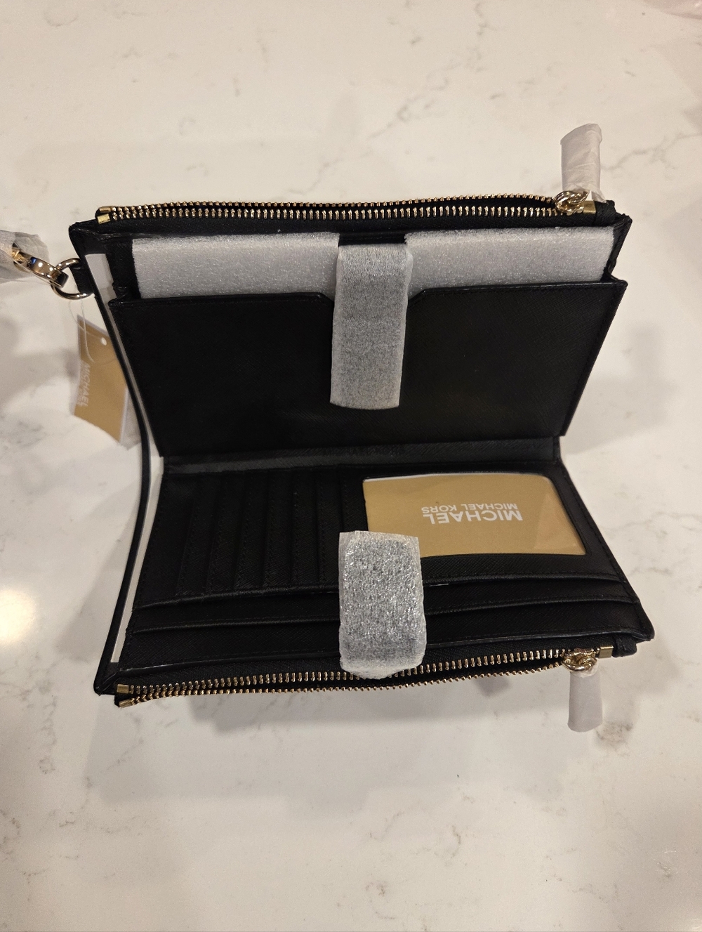 MICHAEL KORS Jet Set Large Leather Smartphone Wristlet Wallet - Picture 2 of 5